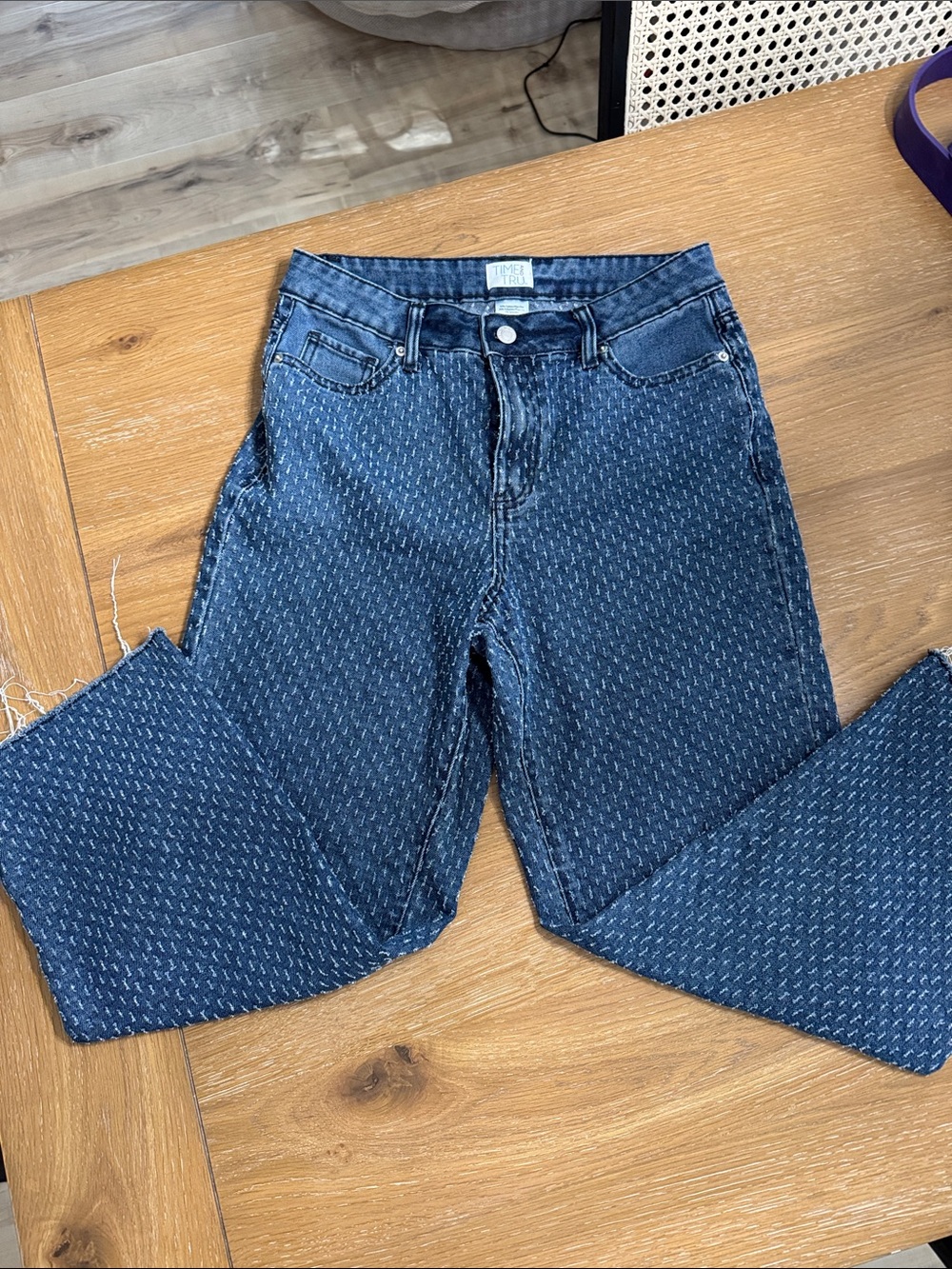 Cut off jeans